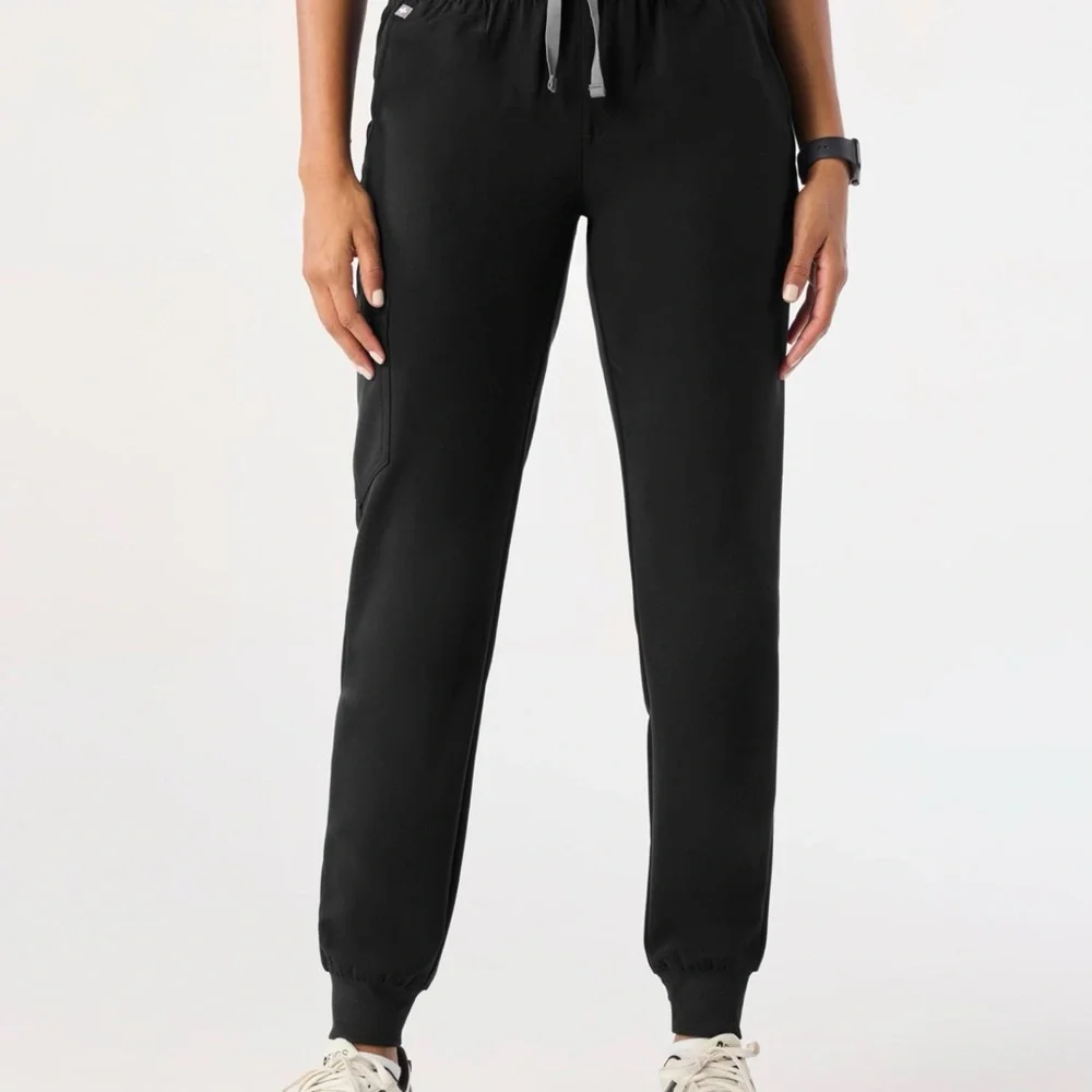 Women’s FIGS Zamora Jogger Scrub Pants - Picture 4 of 5